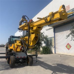 750輪式隧道鉆機，專業(yè)隧道鉆機廠家